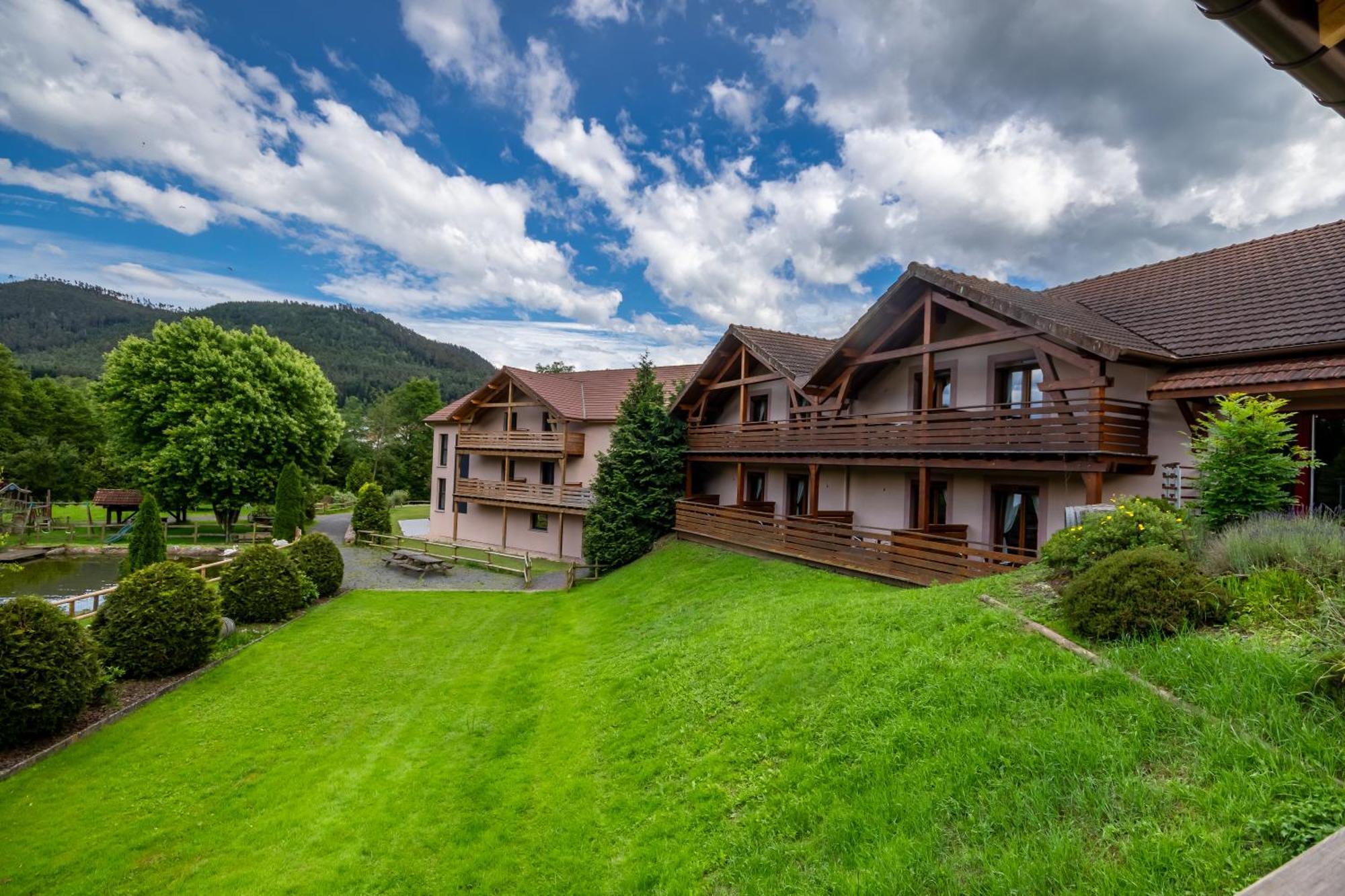 Saint-Die-des-Vosges Logis Hotel Le Regal & Spa מראה חיצוני תמונה