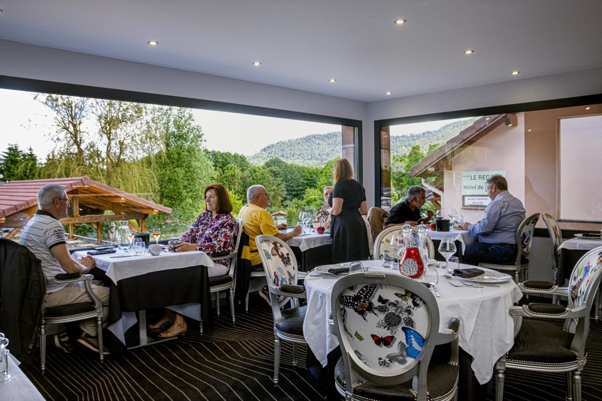 Saint-Die-des-Vosges Logis Hotel Le Regal & Spa מראה חיצוני תמונה